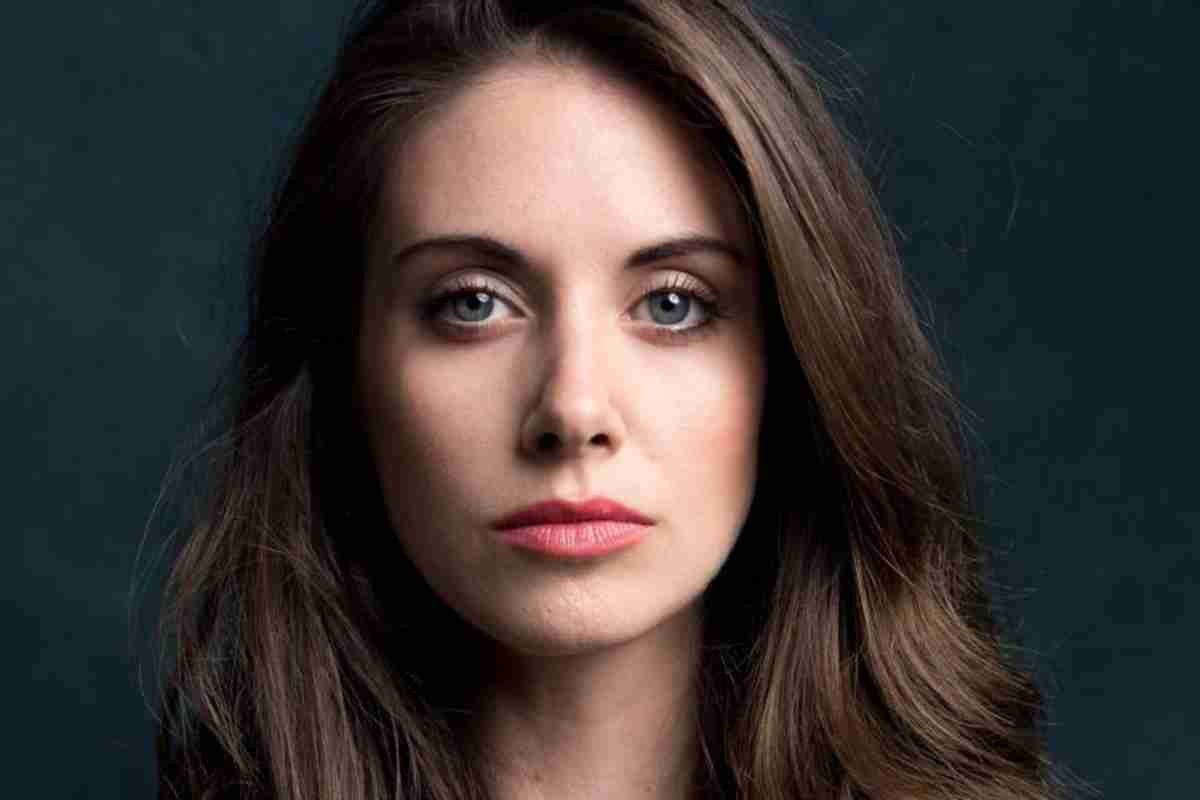 Alison Brie Telephone number