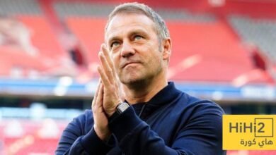 فيران توريس يتألق في مركزه الجديد وفليك يراهن عليه حتى نهاية الموسم