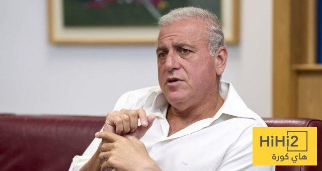 أندريه كوري يكشف عن الصعوبات التي واجهها برشلونة في أزمة فيتور روكي