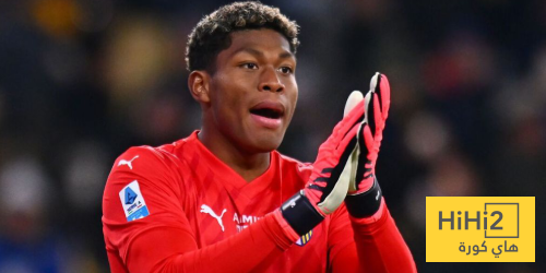 مانشستر يونايتد يسابق الزمن من أجل حارس بارما مانشستر يونايتد يسابق الزمن من أجل حارس بارما