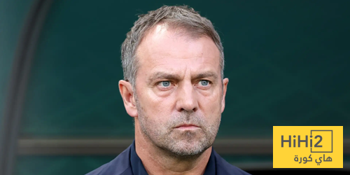 فليك يجدد عقده مع برشلونة