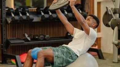 أنسو فاتي يطرق أبواب التألق مجددًا: هل يكسب ثقة فليك في الوقت المناسب؟ أنسو فاتي يطرق أبواب التألق مجددًا: هل يكسب ثقة فليك في الوقت المناسب؟